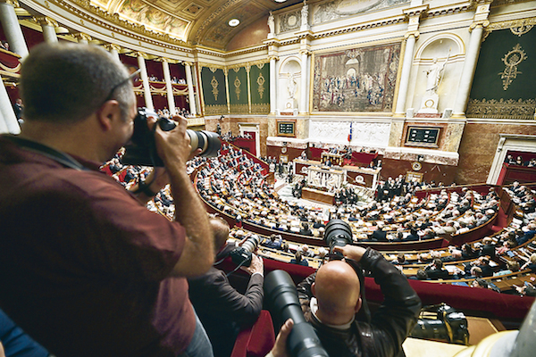 La loi sur le renseignement a été votée à l’Assemblée nationale le 5 mai à 438 voix contre 90. (Eric Feberberg/AFP/Getty Images)