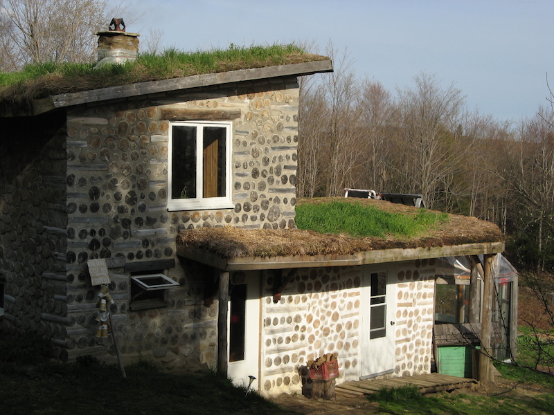 La maison de bois cordé