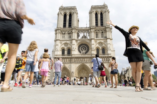 Selon une étude de l’Insee parue le 16 juin, 1,3 million d’emplois en France sont générés par le tourisme, dont un tiers se concentre à Paris (KENZO TRIBOUILLARD/AFP/Getty Images)