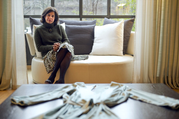 Assya Hiridjee, PDG de la société Monette et ancien employé du fabricant de lingerie Maison Lejaby, pose dans une salle d'exposition à la place du Trocadéro à Paris, le 14 décembre 2012. (LIONEL BONAVENTURE / AFP / Getty images)