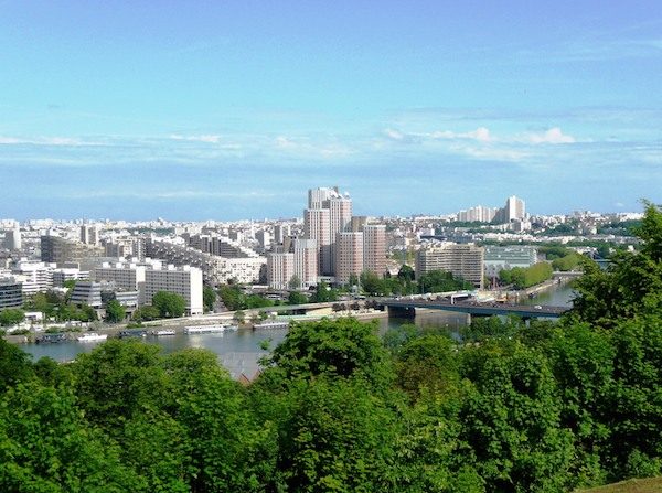 Avec 85 000 m2 de surface, c’est le plus gros ensemble immobilier de bureaux de la ville. (Dominique Perrault Architecture/Adagp)