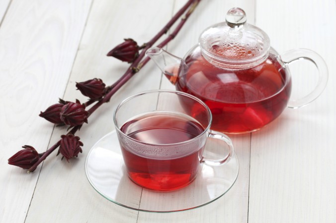 L'infusion d'hibiscus agit sur le poids, la pression et les  inflammations