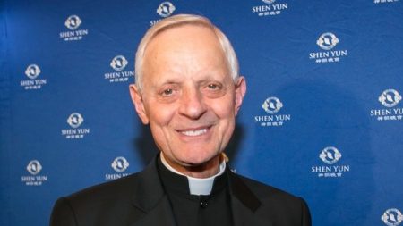 Un cardinal : « Shen Yun touche quelque chose de merveilleusement spirituel en chacun de nous »