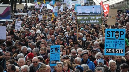 Manifestation contre le gaz de schiste dans le Gard