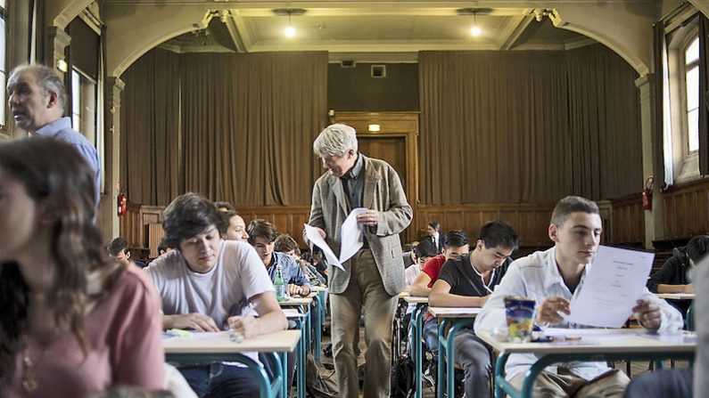 L’affectation de 83% de boursiers au lycée Turgot Paris IIIe cet été a soulevé de nombreuses polémiques. (FRED DUFOUR/AFP/Getty Images)