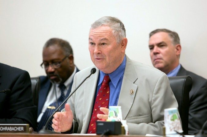 Dana Rohrabacher. (Lisa Fan / Epoch Times)