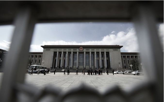 Palais de l'Assemblée du Peuple , où se réunissent les cent-cinquante membres du Comité permanent de l’Assemblée Populaire Nationale, qui détient le pouvoir législatif. (Greg Baker/AFP/Getty Images)