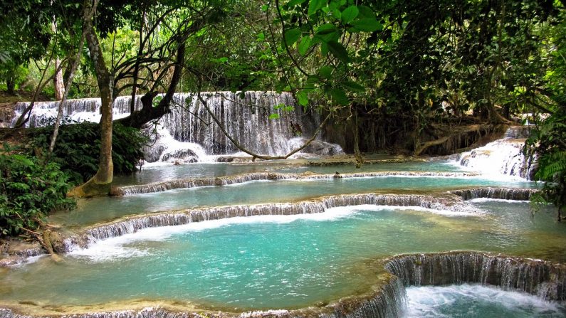 Des chutes d'eau à Luang Prabang (Laos). Pixabay