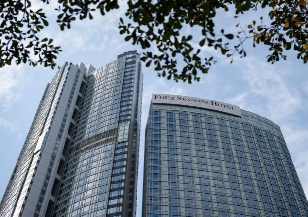 Le Four Season Hotel à Hong Kong, photographié le 1/02/2017. (Anthony Wallace/AFP/Getty Images)