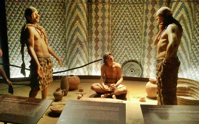 De nomades à sédentaires au Néolithique, une exposition de La Caixa dans le parc de San Telmo à Las Palmas. (Flickr.com)