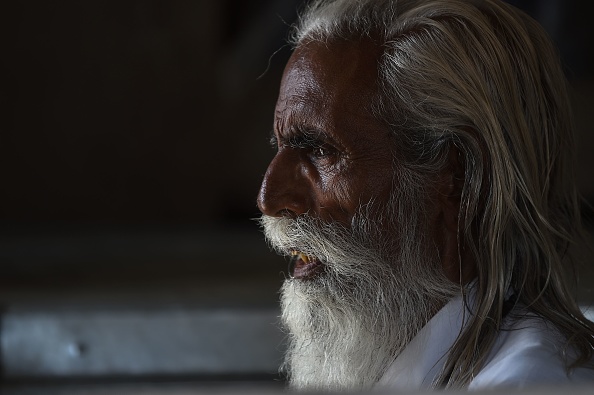 Soixante-dix ans après la dislocation de l'Inde et du Pakistan, "pour nous, la Partition n'est toujours pas finie", constate Jogdas, cet octogénaire à la longue barbe blanche. (CHANDAN KHANNA/AFP/Getty Images)