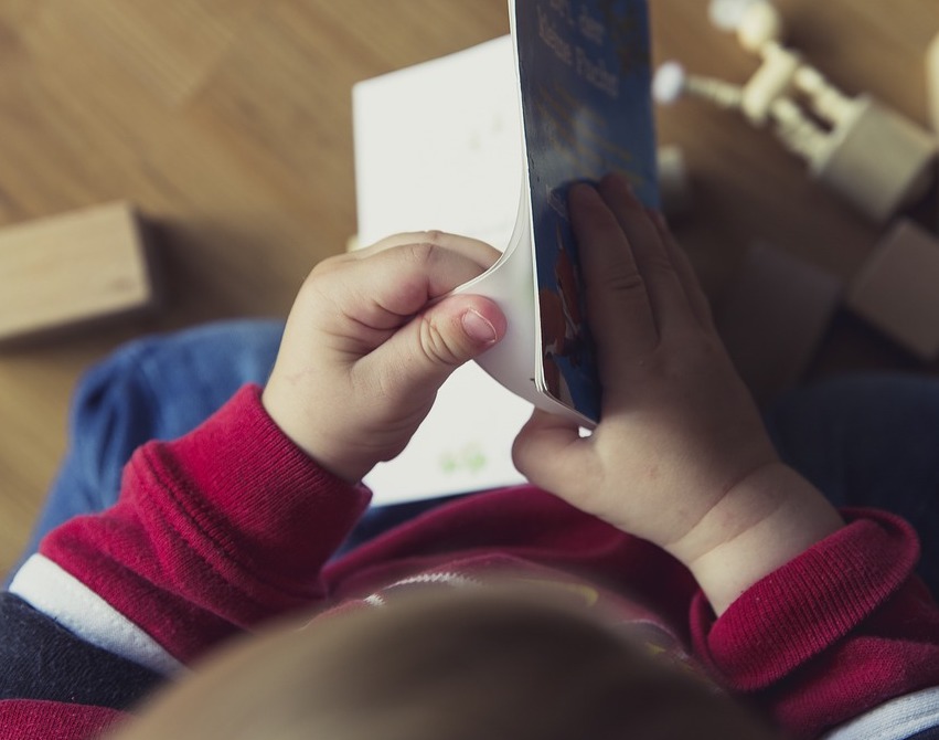 Comment l’apprentissage de la lecture transforme notre cerveau