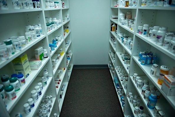 Pharmacie du Centre de Santé de Clay-Battelle, en mars 2017 à Blacksville, Virginie. (BRENDAN SMIALOWSKI/AFP/Getty Images)