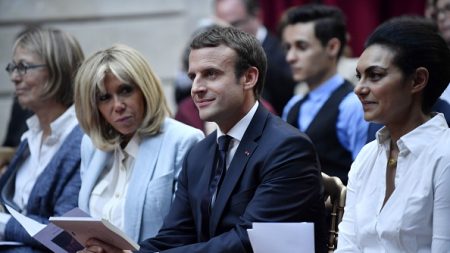 Brigitte Macron dotée d’un rôle officiel par l’Élysée