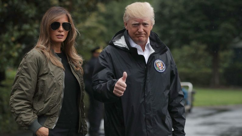 Le président Donald Trump et la première dame en route vers le Texas, août 2017. (Photo d'Alex Wong/Getty Images)