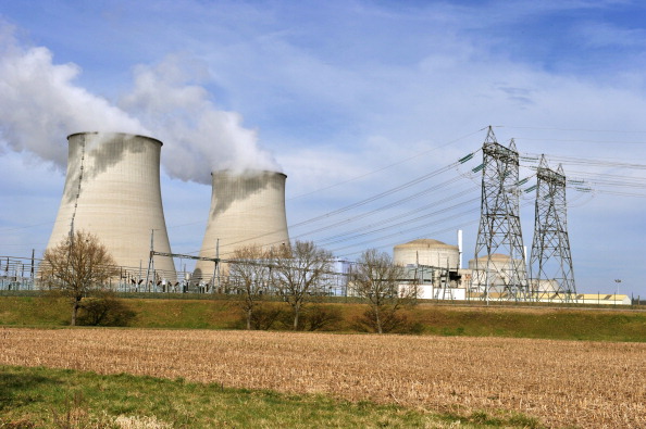 Vue de la centrale nucléaire de Belleville-sur-Loire, le 15 mars 2011. (ALAIN JOCARD/AFP/Getty Images)