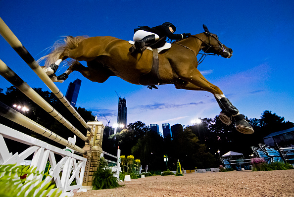 Debost faisait partie des jeunes cavaliers prometteurs du concours complet français. Il avait pris la 9e place du CICO 3* du Haras du Pin le 11 août avec Qurt de Montplaisir. 
(Al Bello/Getty Images)