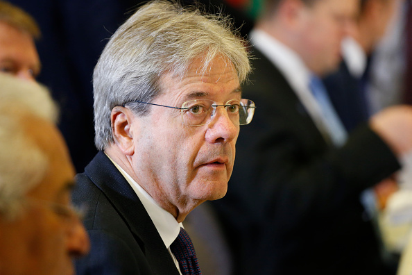 Le Premier ministre italien, Paolo Gentiloni,  à Bruxelles le 20 octobre 2017. "On discute de comment faire fonctionner mieux l'Italie, et non de l'Italie et de sa Constitution".
(JULIEN WARNAND / AFP / Getty Images)
