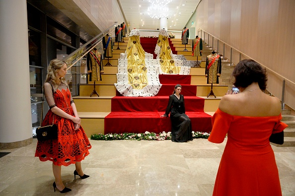 Séance de photos à l'occasion de la première du film du réalisateur russe Alexei Uchitels, "Matilda", sur la relation de Nicholas II avec la ballerine Mathilde Kschessinska au Théâtre Mariinsky de Saint-Pétersbourg le 23 octobre 2017. 
(OLGA MALTSEVA / AFP / Getty Images)