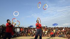 Des clowns pour les enfants rohingyas