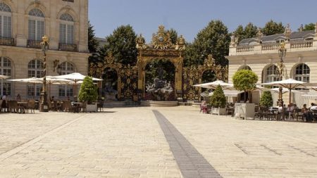 « La plus belle place du monde » : les Nancéiens et la place Stanislas