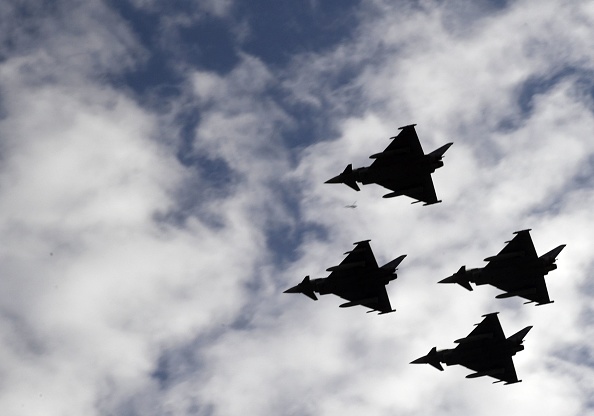 Des Eurofighters dans le ciel espagnol, un modèle d'Airbus développé en commun entre l'Allemagne, l'Espagne, le Royaume-Uni et l'Italie.
(JAVIER SORIANO/AFP/Getty Images)