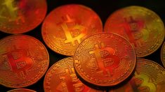 Le bitcoin flambe, bulle spéculative ou réel tournant monétaire ?