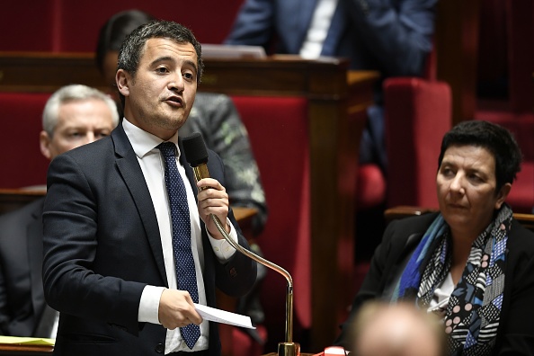 Le ministre français de l'Action publique et des Comptes, Gérald Darmanin à l'Assemblée nationale française à Paris le 31 octobre 2017. 
"La fraude est un acte de délinquance face à la République", a déclaré M. Darmanin, en rappelant être favorable à une déchéance automatique des droits civiques dans certains cas de fraude fiscale.
(LIONEL BONAVENTURE / AFP / Getty Images)