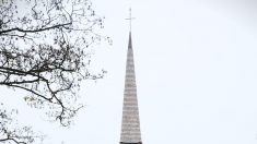 Une Chapelle à Monconseil, près de Tours, en forme de bateau renversé