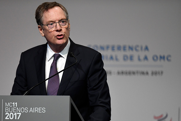 Le représentant américain au commerce, Robert Lighthizer lors de la 11e conférence ministérielle de l'OMC à Buenos Aires, en Argentine, le 11 décembre 2017. 
(EITAN ABRAMOVICH/AFP/Getty Images)