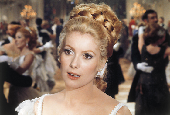 Catherine Deneuve dans Belle de Jour. L'actrice française a cosigné une tribune parue dans le Monde.