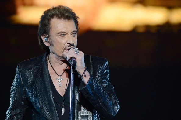 Johnny Hallyday en concert au Kremlin à Moscou le 27 octobre 2012. (NATALIA KOLESNIKOVA/AFP/Getty Images)