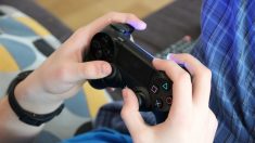 Un petit garçon de neuf ans tue sa sœur aînée après une dispute pour une manette de jeu vidéo