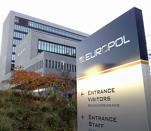 Le bâtiment d'Europol, à La Haye, aux Pays-Bas, est le siège d'Europol, une organisation européenne, dans laquelle coopèrent des forces de police nationales similaires à Interpol.photo d'OSeveno 