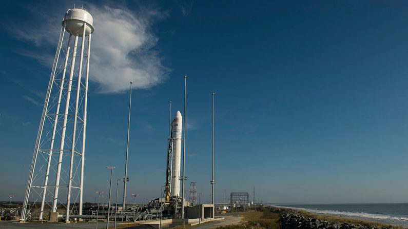 La firme ATK a lancé aujourd’hui ce lundi sa capsule non habitée Cygnus vers la Station spatiale internationale, pour du ravitaillement. Photo Bill Ingalls / NASA via Getty Images