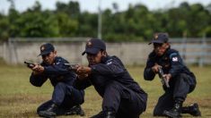 Thaïlande: un chauffeur de taxi piège des policiers ripoux sur internet