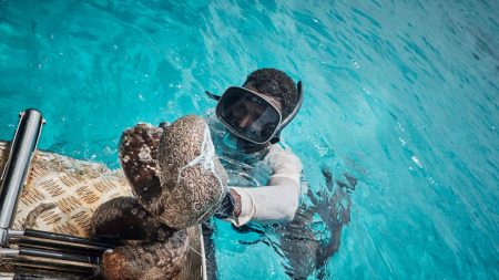 Pacifique Sud : la marine française contre les pêcheurs illégaux d’holothuries