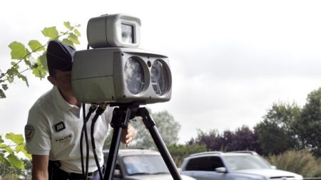 Limitation à 80 km/h : les radars flashent deux fois plus qu’avant