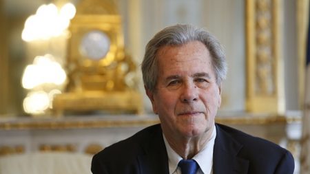 Jean-Louis Debré sur Macron : « On est passé de l’état de bienveillance à un état de doute »