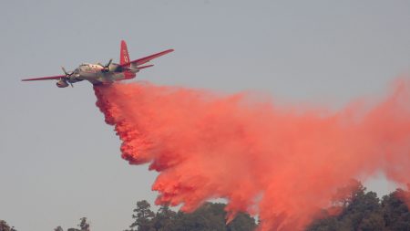 Des milliers d’évacués à cause d’un incendie en Californie