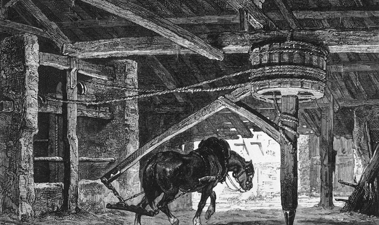 Cheval faisant tourner le « baritel » qui permet de faire monter et descendre les ouvriers dans la mine.
Image extraite « La vie souterraine ou les mines et les mineurs » (1867), de Louis Simonin