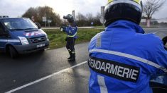 Val-d’Oise : une femme désorientée menace des gendarmes avec un fusil qui arrivent à la maîtriser (vidéo)