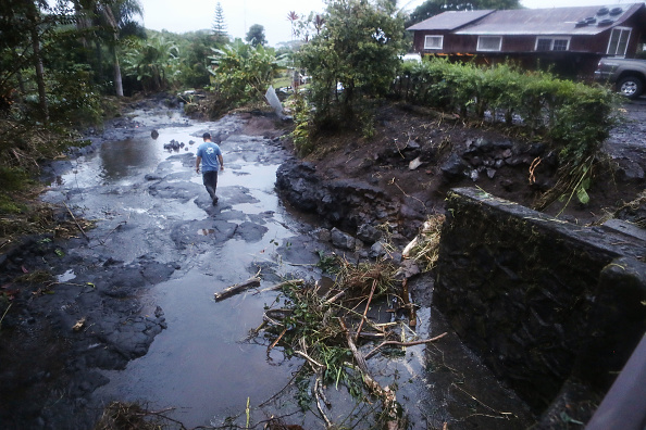 Le passage de Lane a provoqué beaucoup moins de dégâts qu'on ne le craignait avant son arrivée : arrivé au large des îles américaines en ouragan de catégorie 5, la plus élevée, avait assez vite faibli à une simple tempête tropicale.(Photo: Mario Tama/Getty Images)