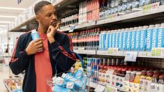 Will Smith se salit les mains en travaillant à la pharmacie pendant une journée