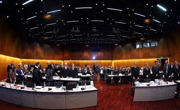 Vue du lieu de la Stadthalle le premier jour de la procédure contre le constructeur automobile allemand Volkswagen  concernant sa fraude aux tests d’émission le 10 septembre 2018 à Braunschweig en Allemagne. (Photo : RONNY HARTMANN/AFP/Getty Images)