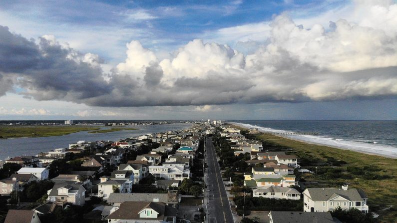 Caroline du Nord -12 septembre : Les bandes extérieures de l'ouragan Florence sont visibles à l'approche de la tempête, à Wrightsville Beach, en Caroline du Nord. Photo par Mark Wilson / Getty Images.