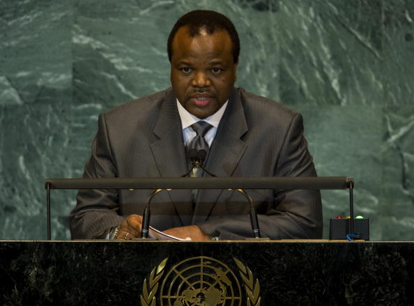 -Chef de l'Etat du Royaume du Swaziland, le roi Mswati. Photo: DON EMMERT / AFP / Getty Images.