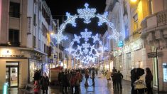 Montbéliard : un électricien violemment agressé par 5 jeunes pendant qu’il installait les lumières de Noël