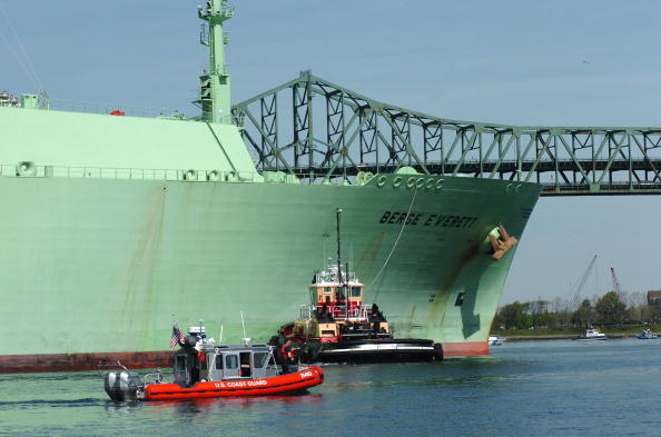 - Donald Trump a pour objectif de faire des Etats-Unis le plus grand exportateur du gaz liquéfié au monde. Un bateau de conteneurs à gaz naturel liquéfié. Photo de Kelly Turner / Garde côtière américaine via Getty Images.