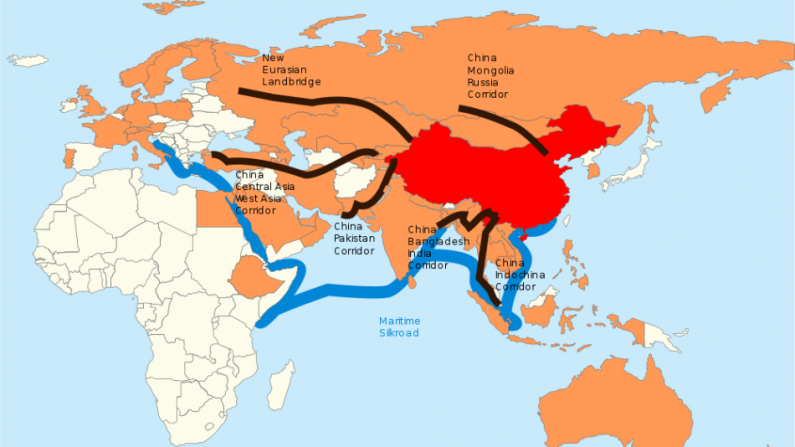 L’initiative chinoise des projets d’infrastructure « One Belt, One Road – OBOR » (une ceinture, une route), qualifiée de « nouvelles routes de la soie », connaît l’opposition croissante des pays de l'Asie du Sud-Est à cause d’une très mauvaise réputation dont jouissent des investissements chinois. Ce programme gigantesque, lancé en 2013 et effectué en Asie, en Europe, au Moyen-Orient et en Afrique, prévoit une immense « ceinture » terrestre par rail et route en Asie, doublée d’une « route » maritime permettant à la Chine de rejoindre l’Afrique et l’Europe par la mer. Il prévoit la construction de routes, ports, lignes de chemin de fer et parcs industriels dans 65 pays pour un montant d’investissements estimé entre 4 000 et 8 000 milliards de dollars. (Image : Lommes via wikimedia CC BY-SA 4.0)